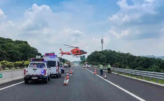 琼山区高速公路汽车救援案例